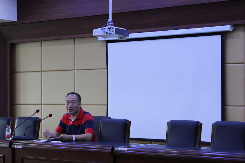 公司召开研究生论文开题与论文写作说明会
